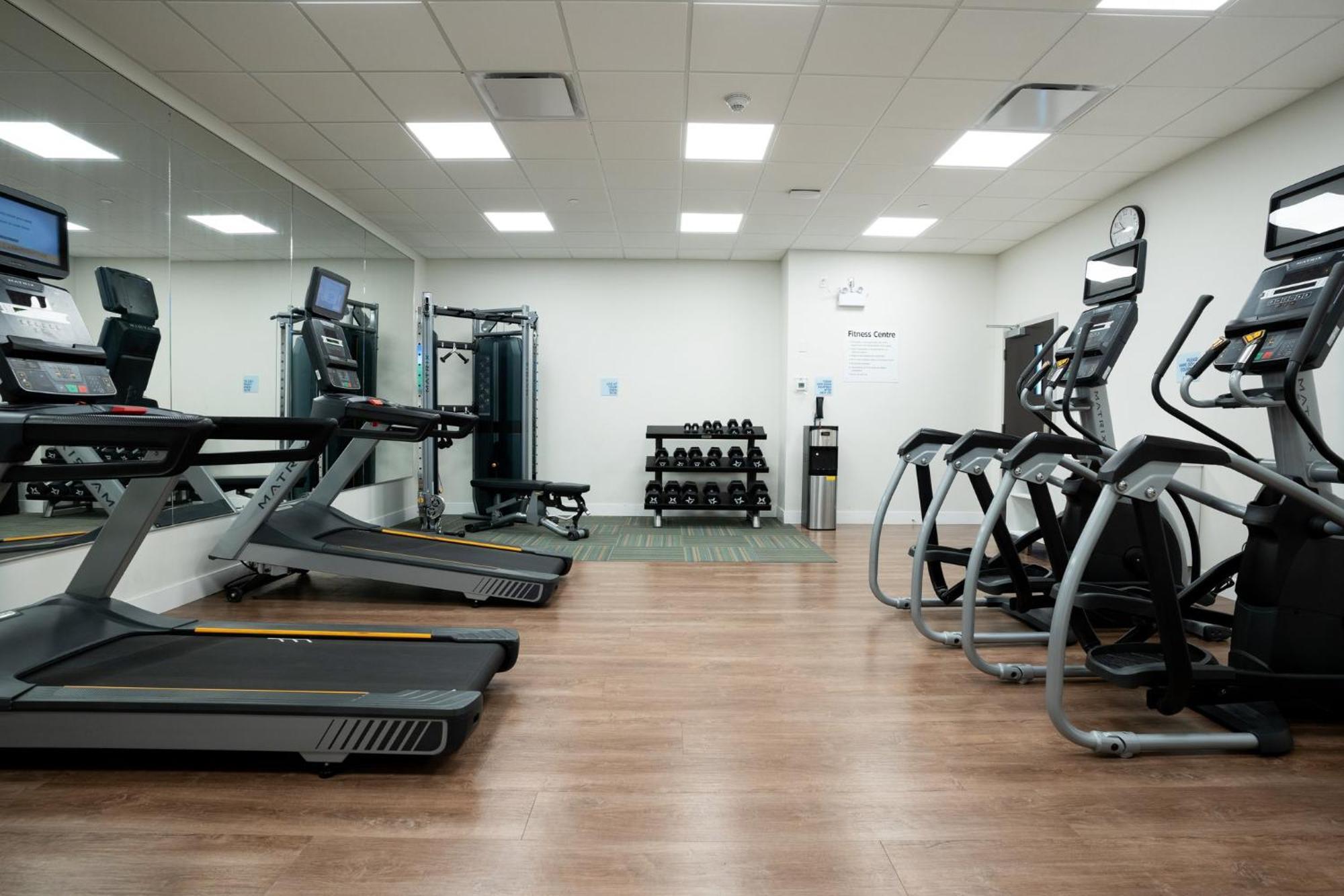 Express & - Sw - Windermere By Ihg Hotel Edmonton